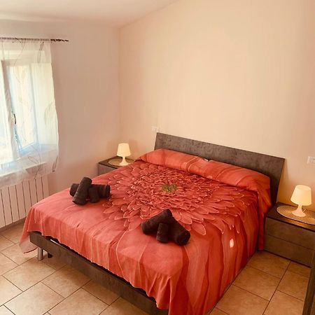 Casa Amelie Apartment Peschiera del Garda Luaran gambar