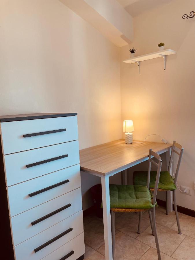 Casa Amelie Apartment Peschiera del Garda Luaran gambar
